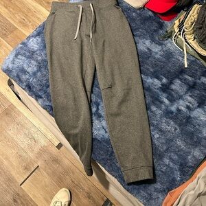 Lulu lemon men’s gray city sweat joggers